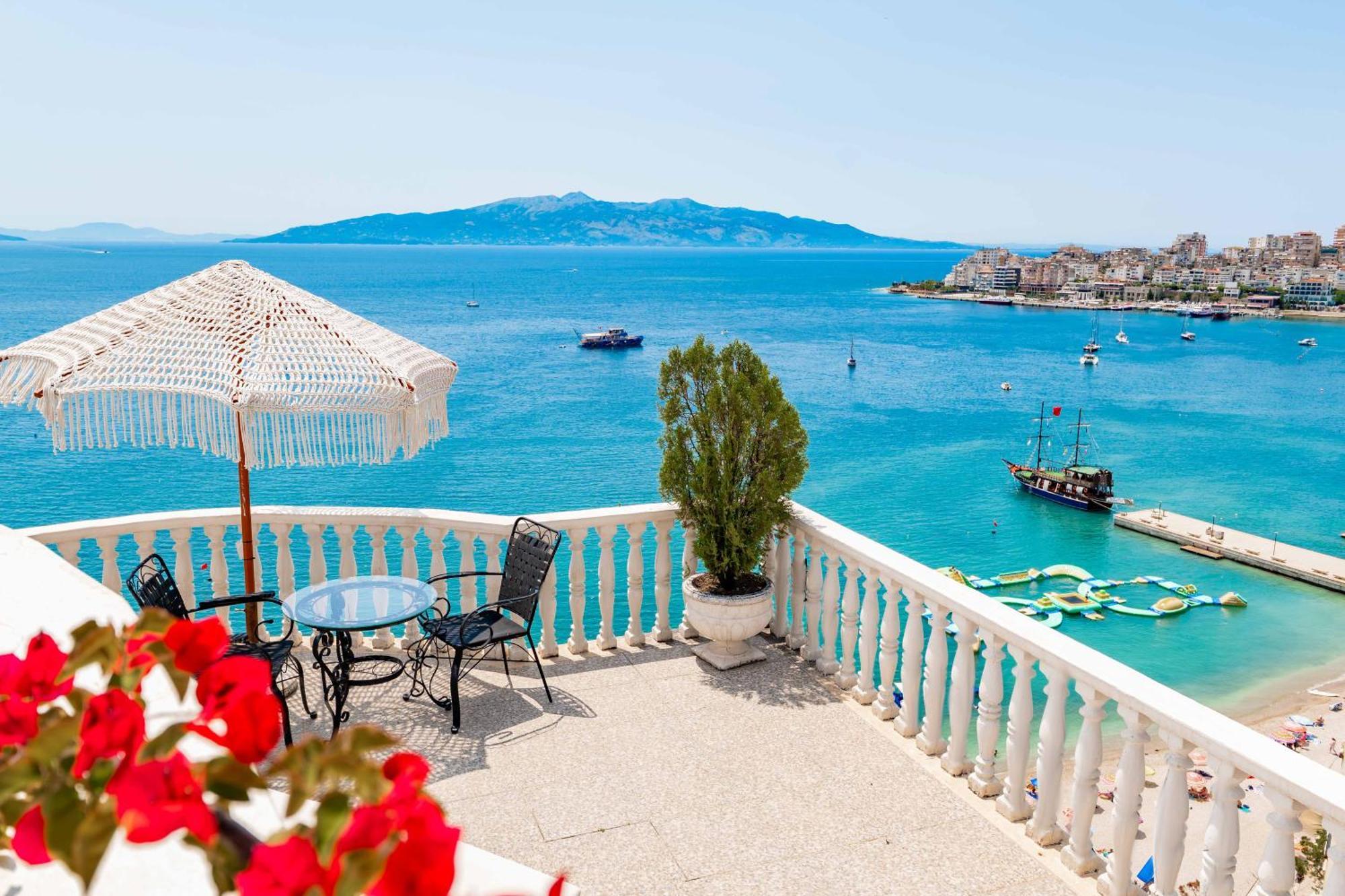 Monte Cristo - Rooftop Pool